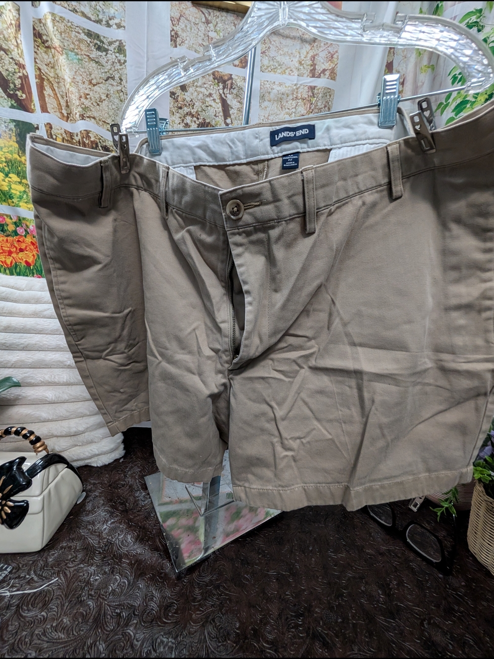 Lands' End Men's Tan Flat Front Shorts B32